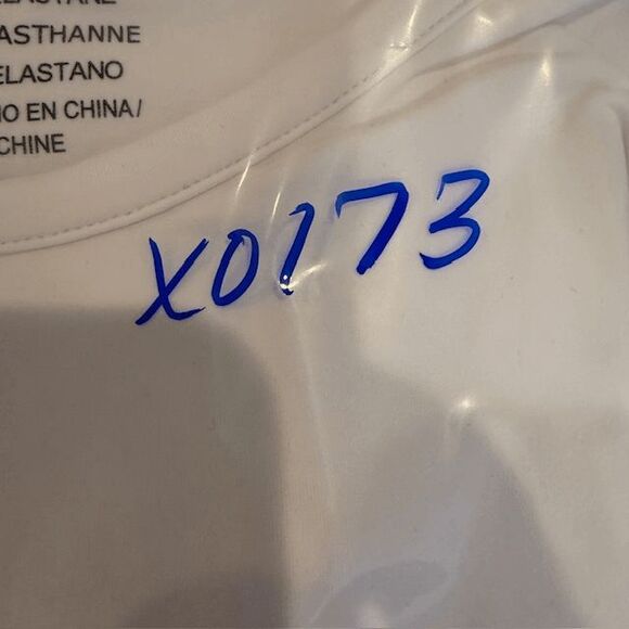 SKIMS Soft Smoothing Fits Everybody White Crew Neck Short Sleeve Tee Size Medium - Picture 7 of 7